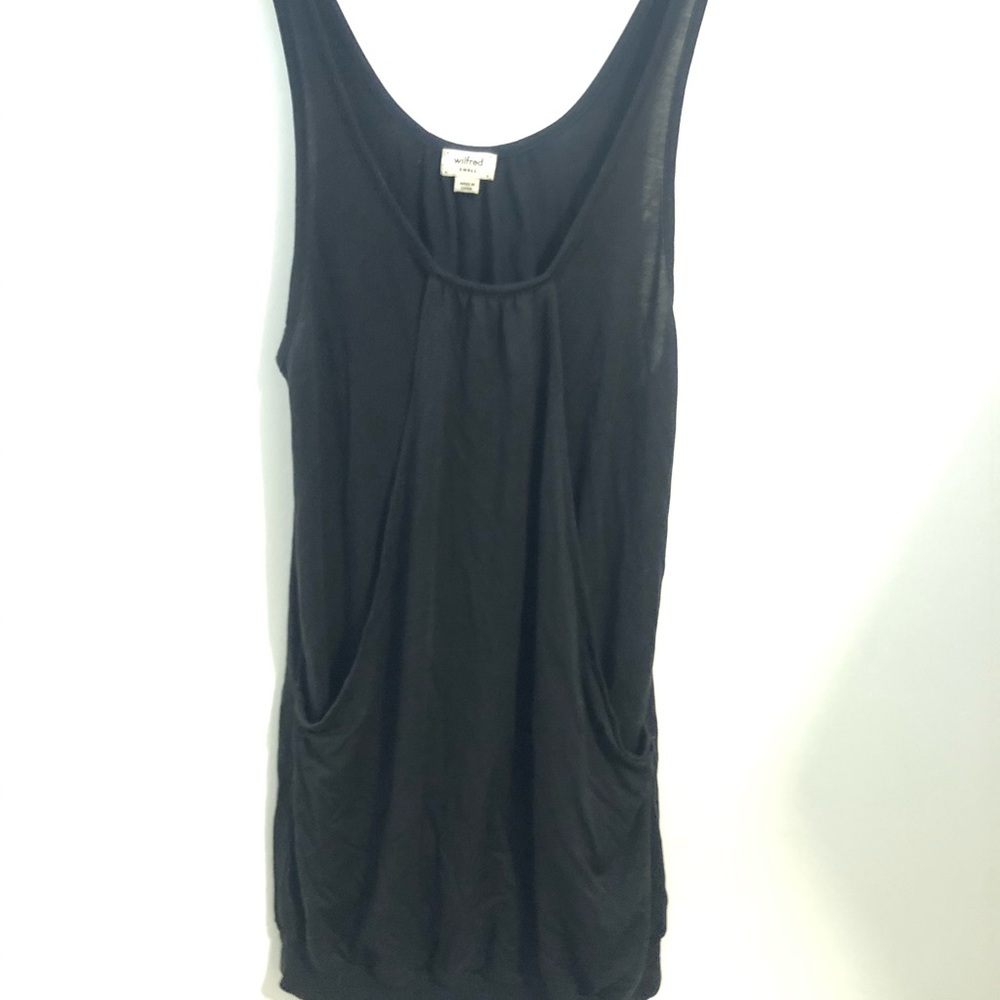 Wilfred top